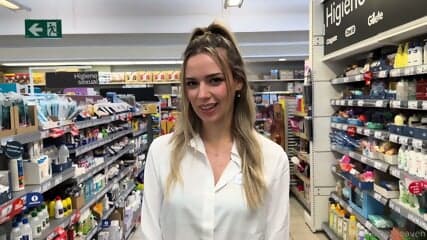 Store Clerk Hope Heaven Gets Fucked In The Car @123