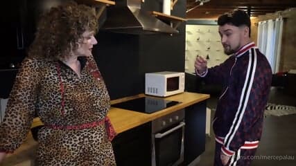 Curvy Spanish Milf Mer(e P@l@u