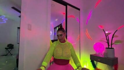 Rave Bae Get Balls Deep Dick Down