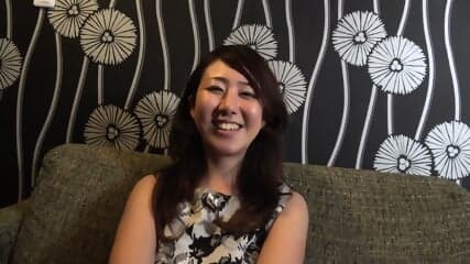 【初撮り】【中出し】言葉責めされるのが好きな色気たっぷりＥカップ美乳の英会話学校の先生が過去最高クラスの気持ち良さにイキ過ぎちゃってぐったり状態。ベットから30分は起き上がれない程ふらふらにさせてきち Stepmom